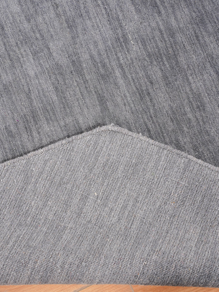 Modern Hand-Knotted Wool Rug – Solid Design