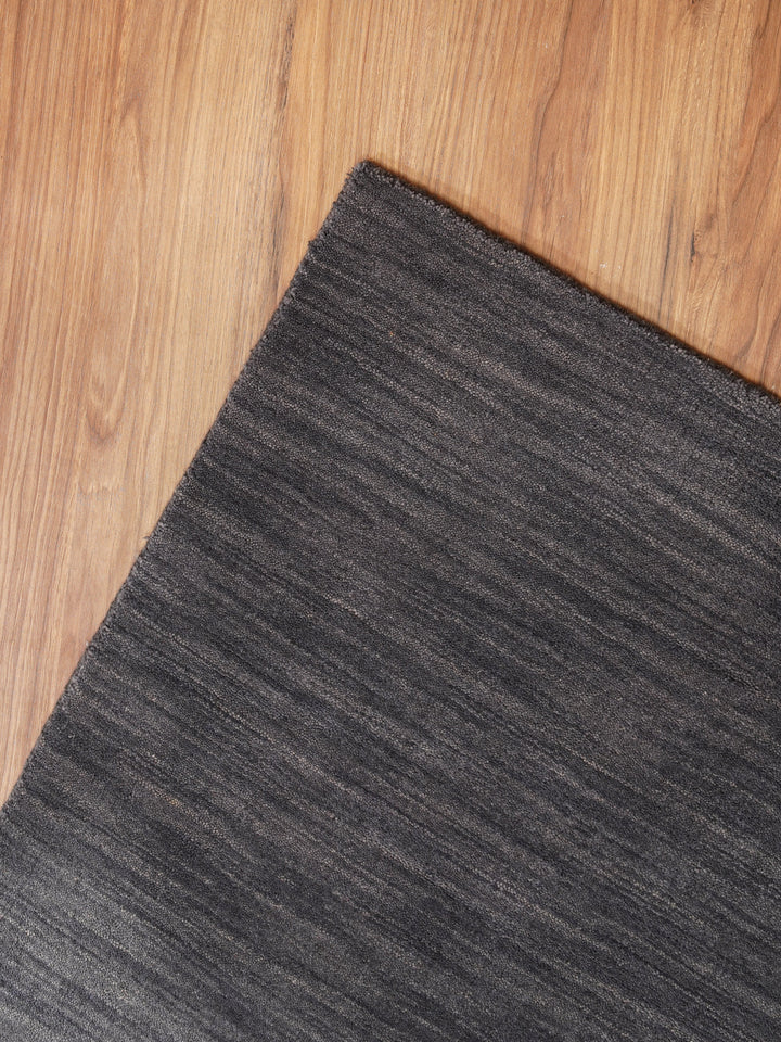 Modern Hand-Knotted Wool Rug – Solid Design