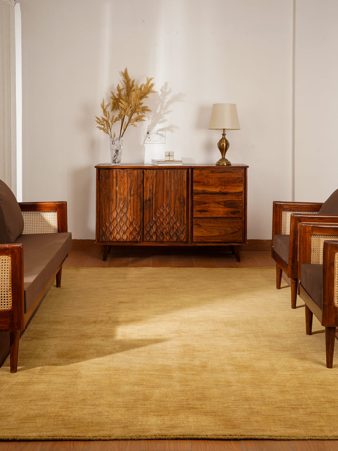 Modern Hand-Knotted Wool Rug – Solid Design