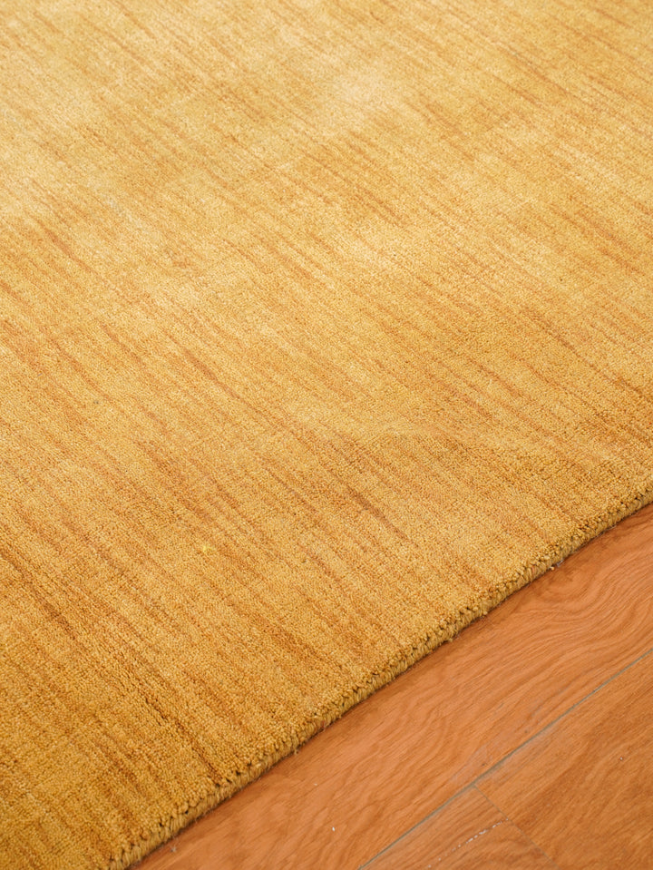 Modern Hand-Knotted Wool Rug – Solid Design