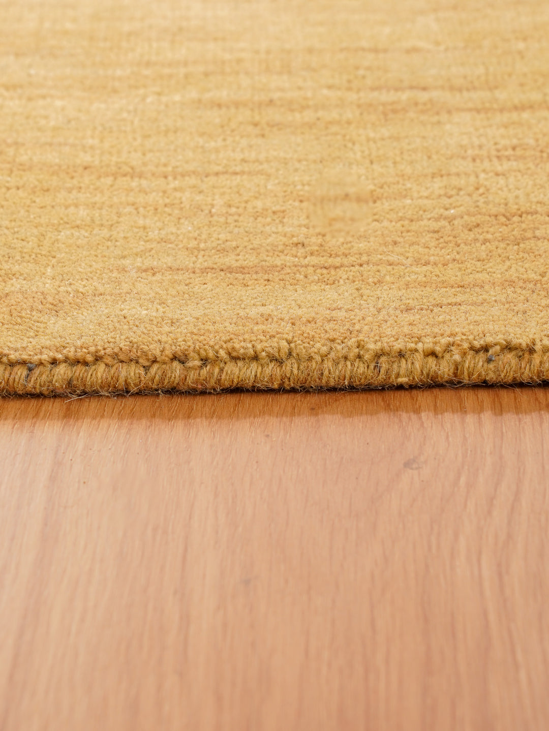 Modern Hand-Knotted Wool Rug – Solid Design