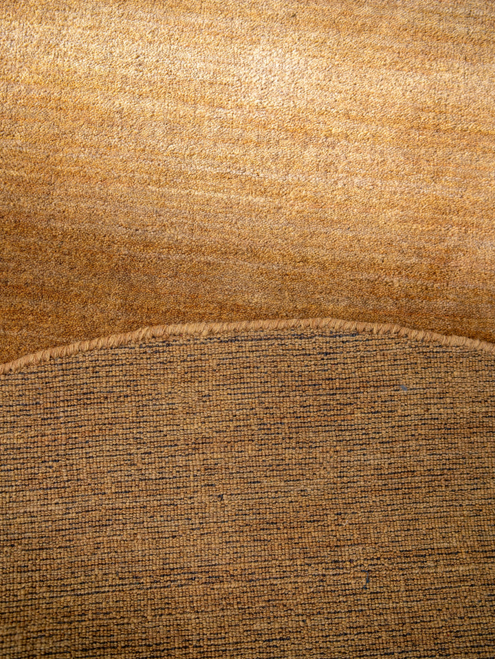 Modern Hand-Knotted Wool Rug – Solid Design