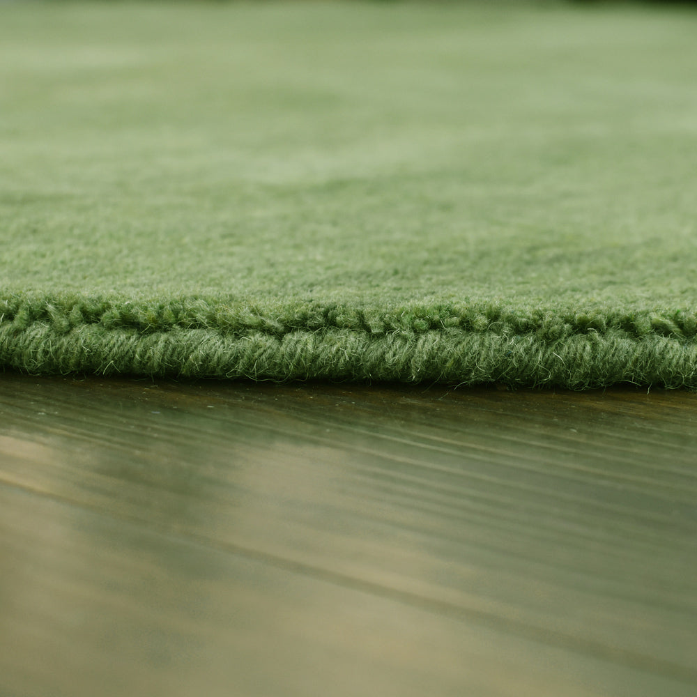 Modern Hand-Knotted Wool Rug – Solid Design