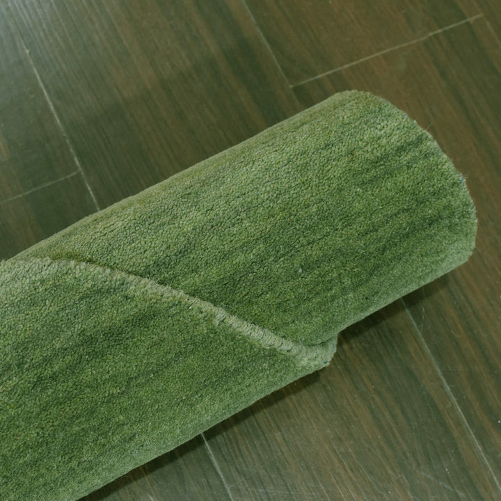 Modern Hand-Knotted Wool Rug – Solid Design