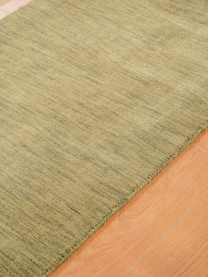 Modern Hand-Knotted Wool Rug – Solid Design
