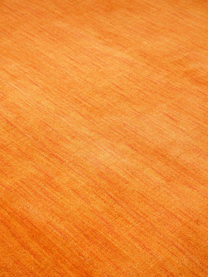 Modern Hand-Knotted Wool Rug – Solid Design