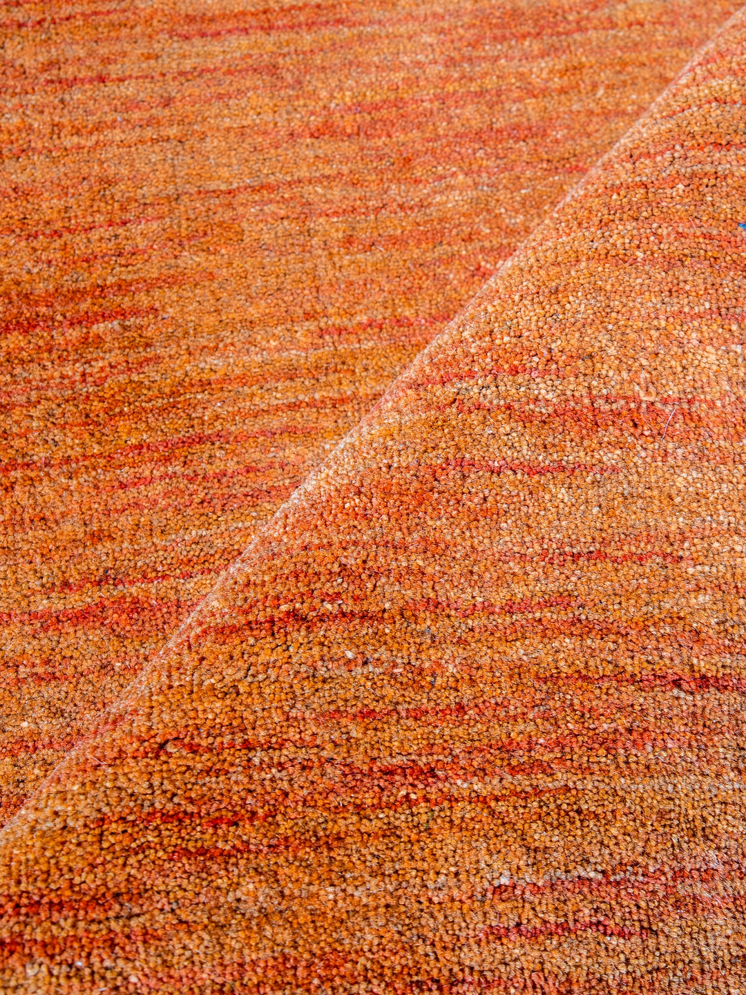Modern Hand-Knotted Wool Rug – Solid Design