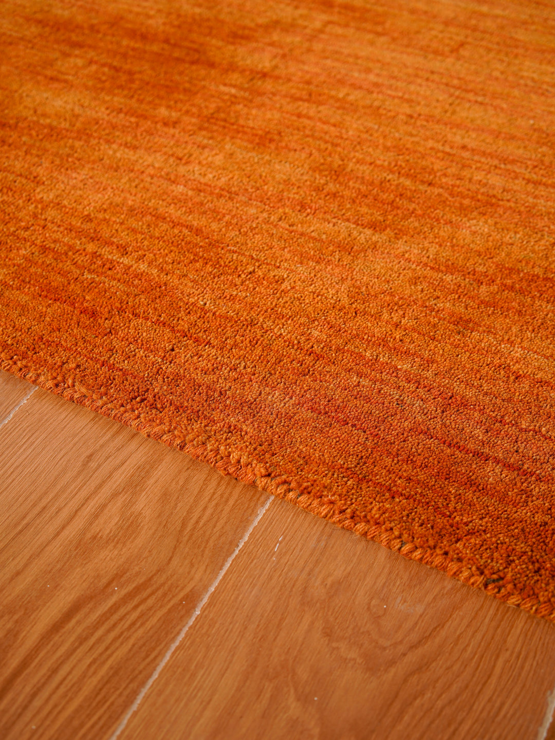 Modern Hand-Knotted Wool Rug – Solid Design