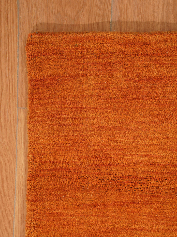 Modern Hand-Knotted Wool Rug – Solid Design