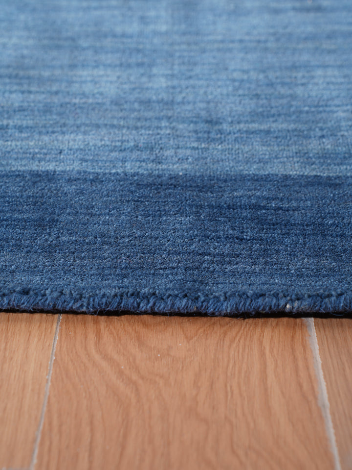 Hand Knotted Wool Area Rug Contemporary Blue L00201