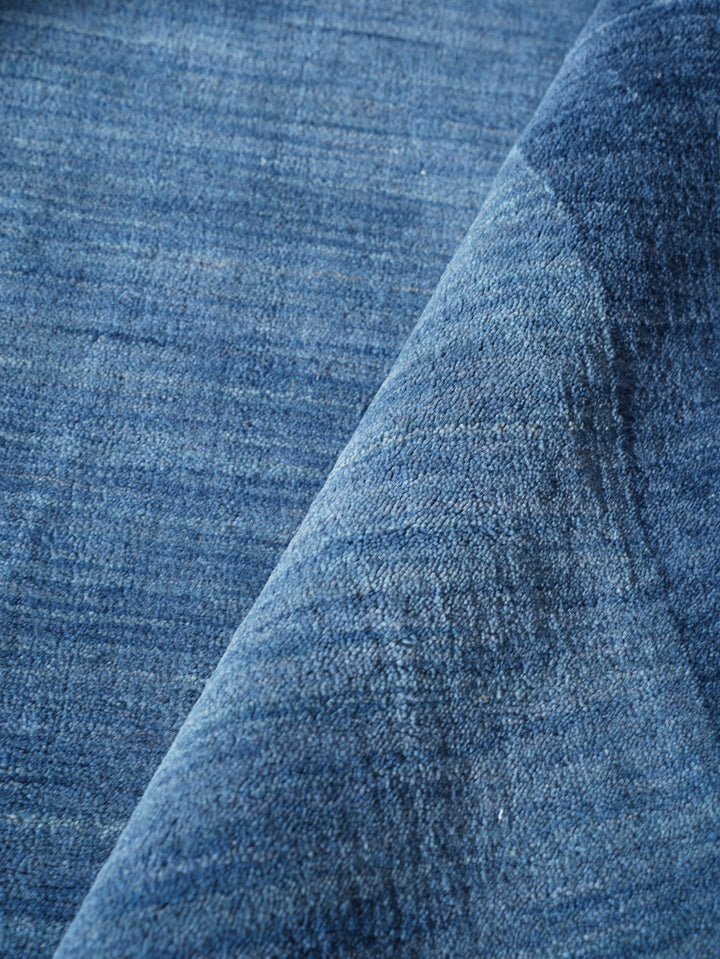 Hand Knotted Wool Area Rug Contemporary Blue L00201