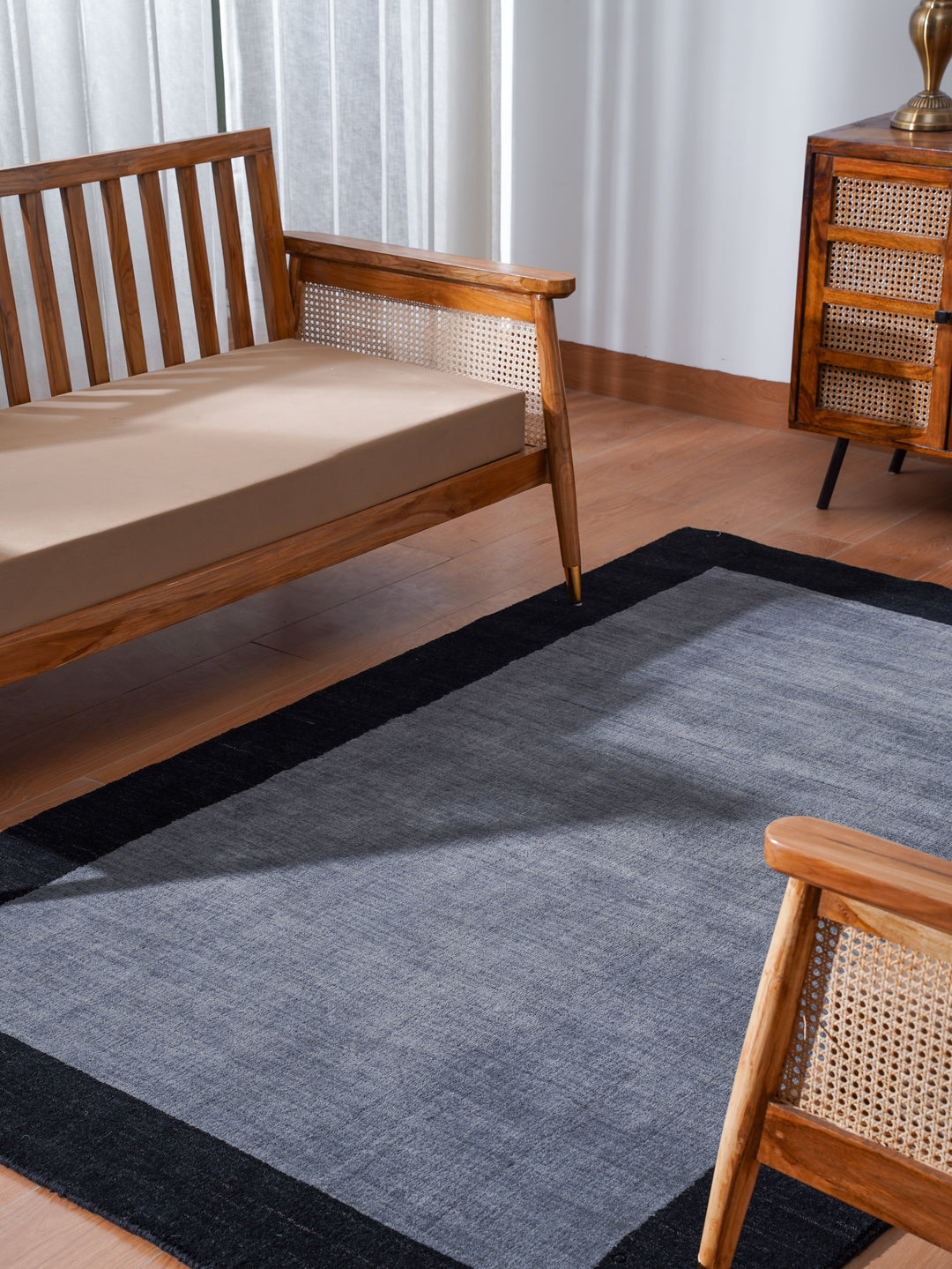Hand Knotted Wool Area Rug Contemporary Blue L00201