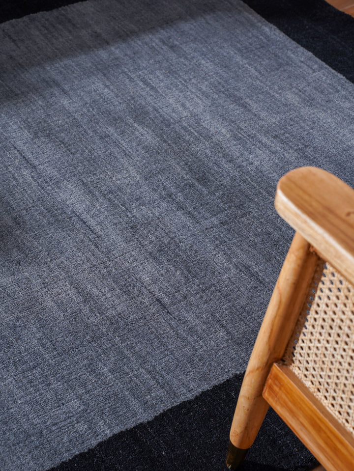 Hand Knotted Wool Area Rug Contemporary Blue L00201
