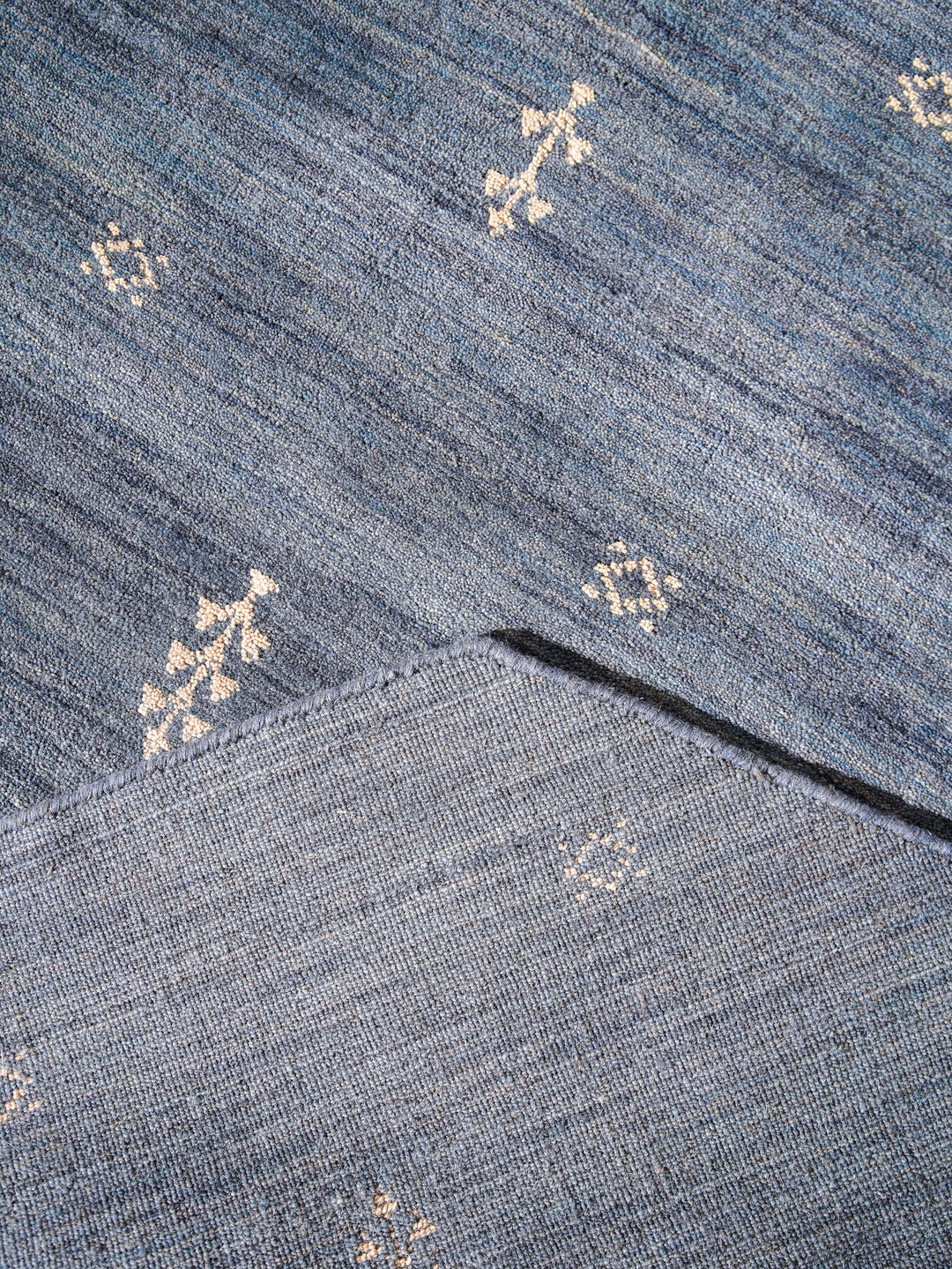 Hand-Knotted Wool Contemporary Rug – Minimal Motif Design