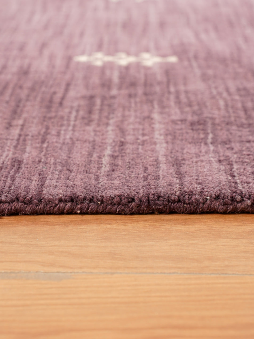 Hand-Knotted Wool Contemporary Rug – Minimal Motif Design