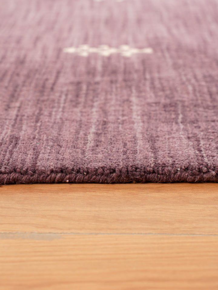 Hand-Knotted Wool Contemporary Rug – Minimal Motif Design
