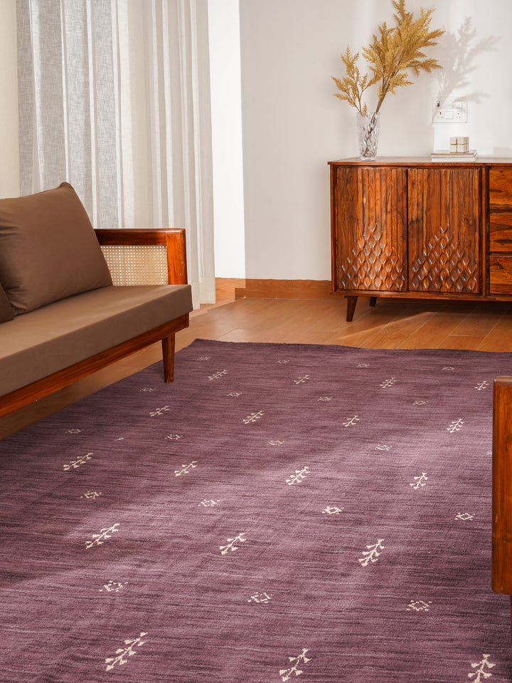 Hand-Knotted Wool Contemporary Rug – Minimal Motif Design