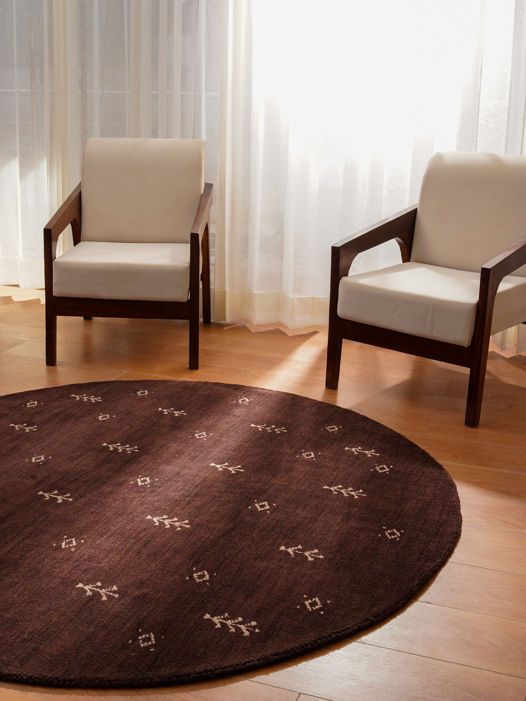 Hand-Knotted Wool Contemporary Rug – Minimal Motif Design