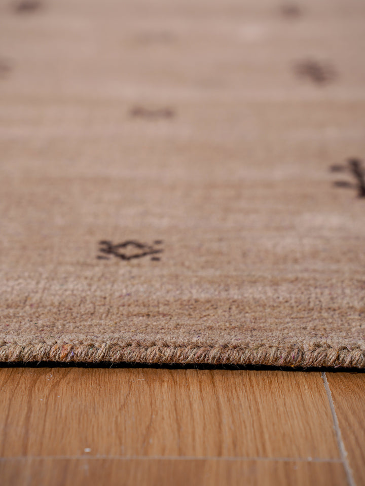Hand-Knotted Wool Contemporary Rug – Minimal Motif Design