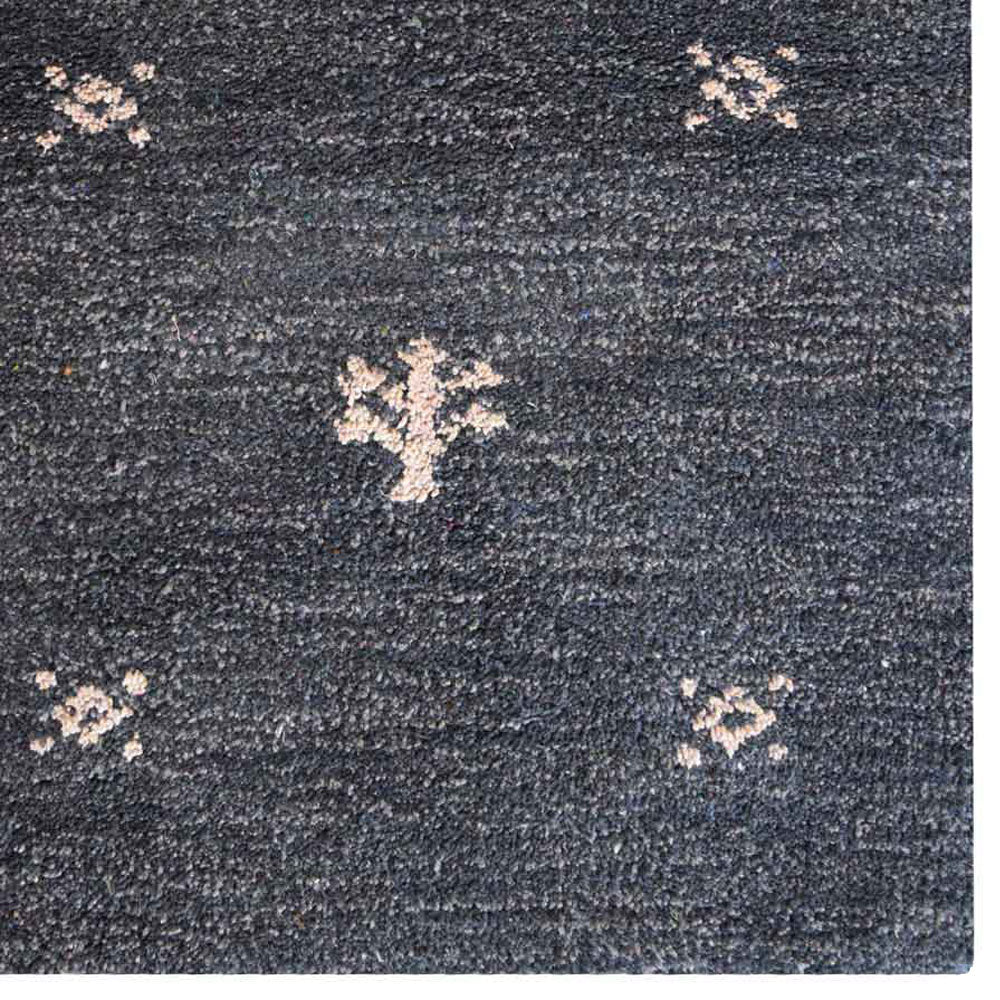 Hand-Knotted Wool Contemporary Rug – Minimal Motif Design