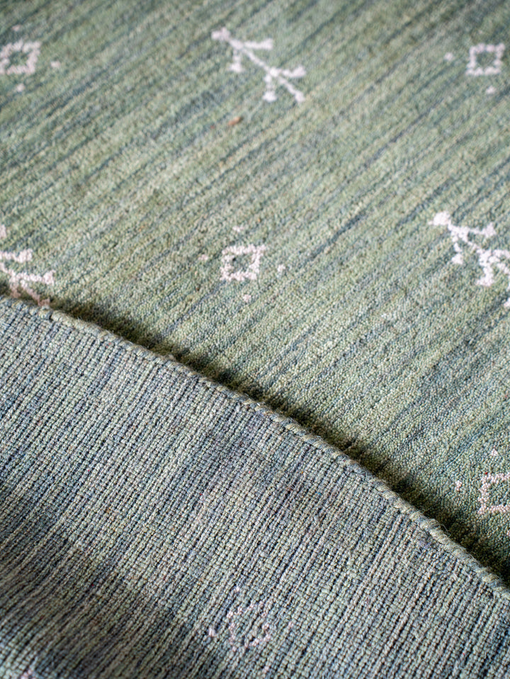 Hand-Knotted Wool Contemporary Rug – Minimal Motif Design
