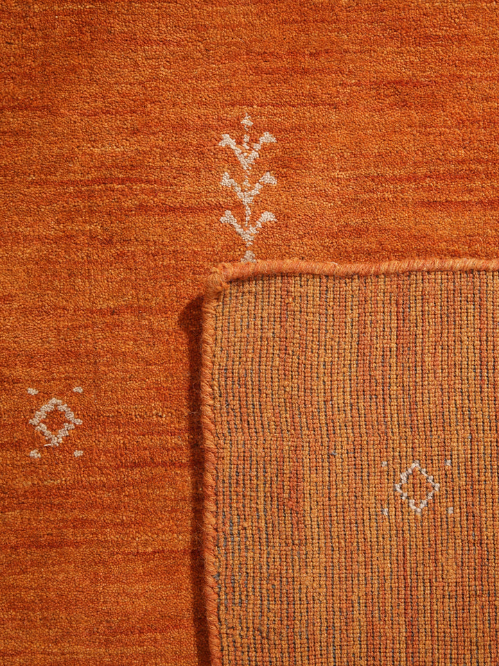 Hand-Knotted Wool Contemporary Rug – Minimal Motif Design