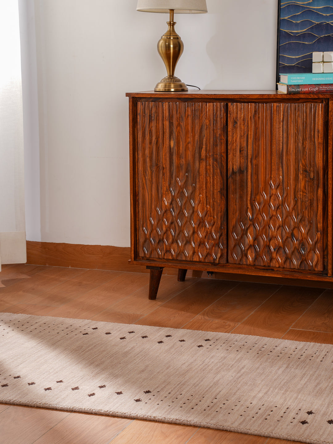 Contemporary Hand Knotted Wool Rug with Minimalist Border Design