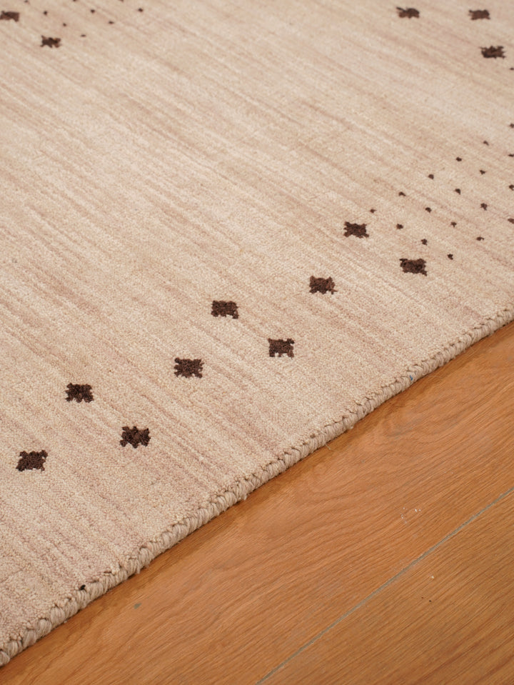 Contemporary Hand Knotted Wool Rug with Minimalist Border Design