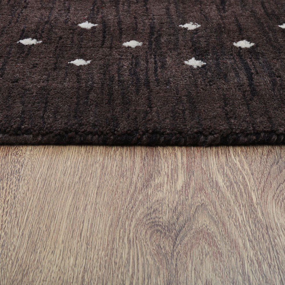 Contemporary Hand Knotted Wool Rug with Minimalist Border Design