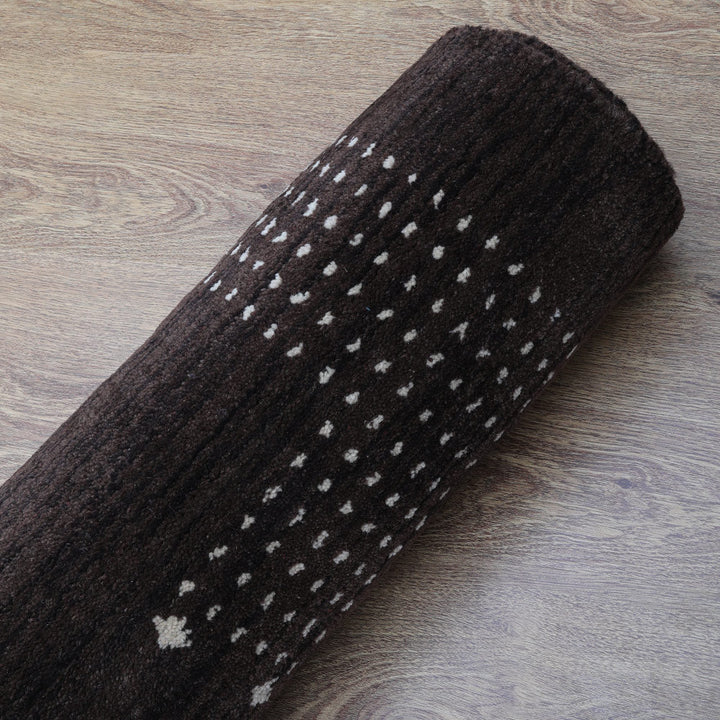 Contemporary Hand Knotted Wool Rug with Minimalist Border Design