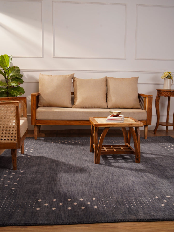 Contemporary Hand Knotted Wool Rug with Minimalist Border Design