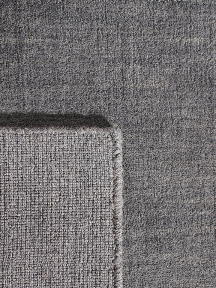 Contemporary Hand Knotted Wool Rug with Minimalist Border Design