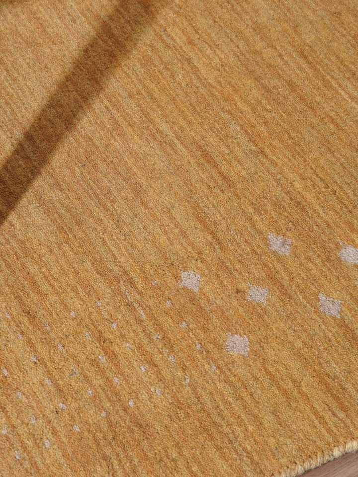 Contemporary Hand Knotted Wool Rug with Minimalist Border Design