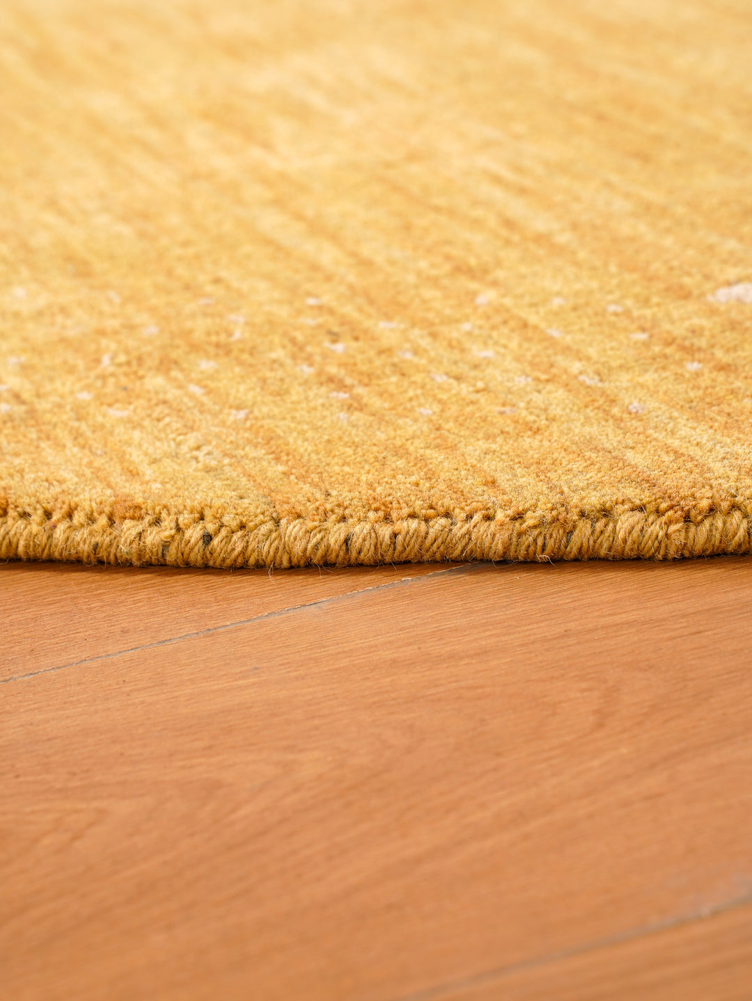 Contemporary Hand Knotted Wool Rug with Minimalist Border Design