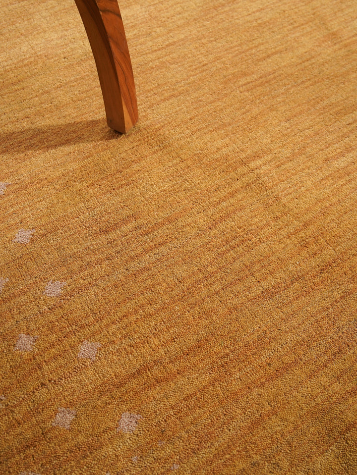Contemporary Hand Knotted Wool Rug with Minimalist Border Design