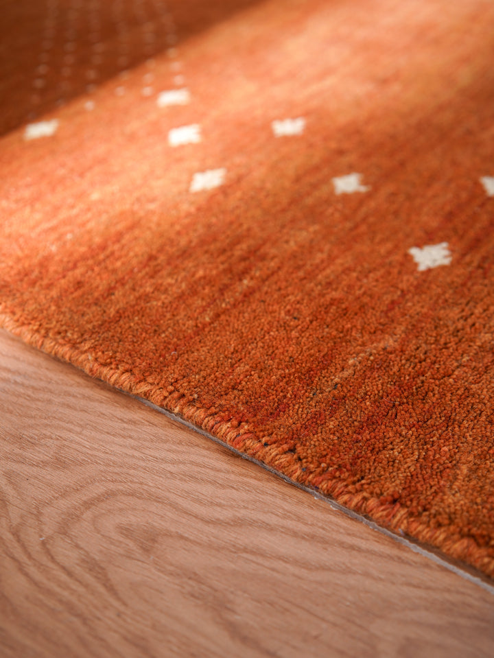 Contemporary Hand Knotted Wool Rug with Minimalist Border Design