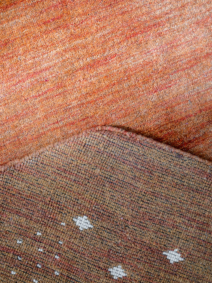 Contemporary Hand Knotted Wool Rug with Minimalist Border Design