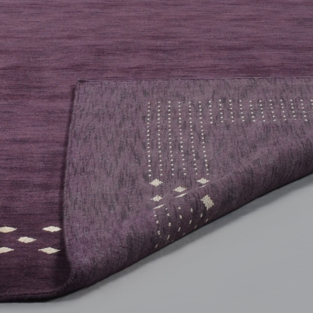 Contemporary Hand Knotted Wool Rug with Minimalist Border Design