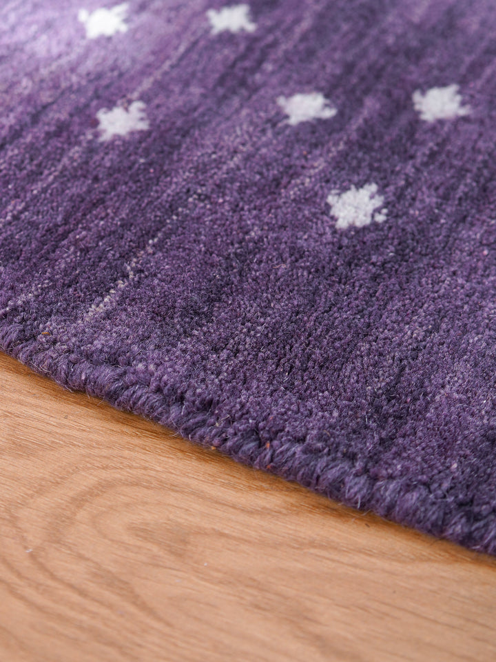 Contemporary Hand Knotted Wool Rug with Minimalist Border Design