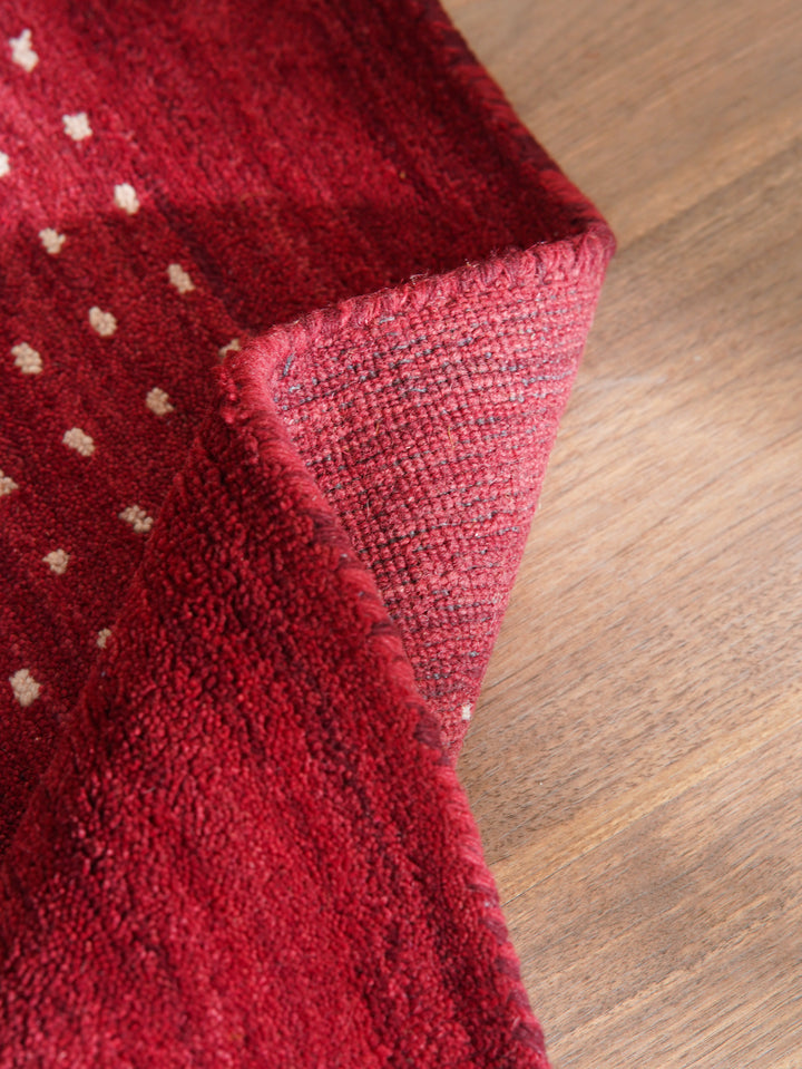 Contemporary Hand Knotted Wool Rug with Minimalist Border Design