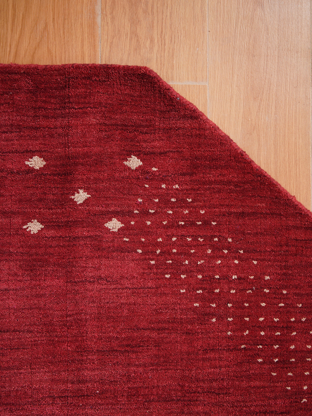 Contemporary Hand Knotted Wool Rug with Minimalist Border Design
