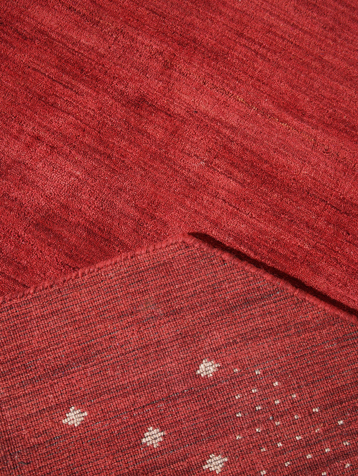 Contemporary Hand Knotted Wool Rug with Minimalist Border Design