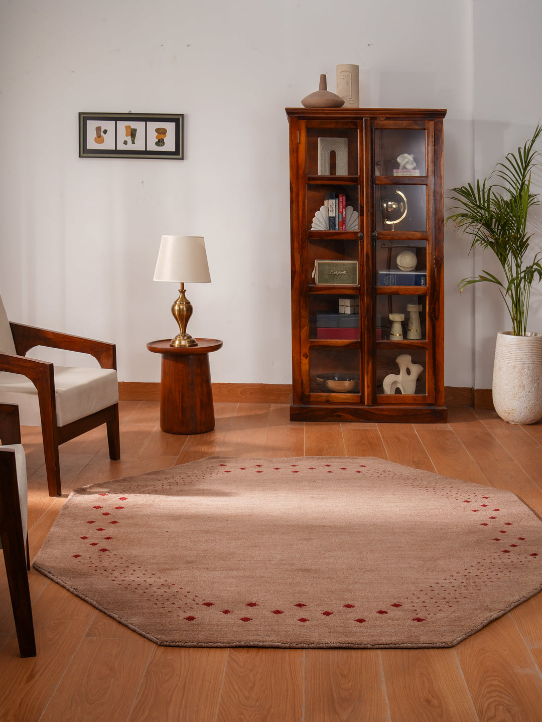 Contemporary Hand Knotted Wool Rug with Minimalist Border Design