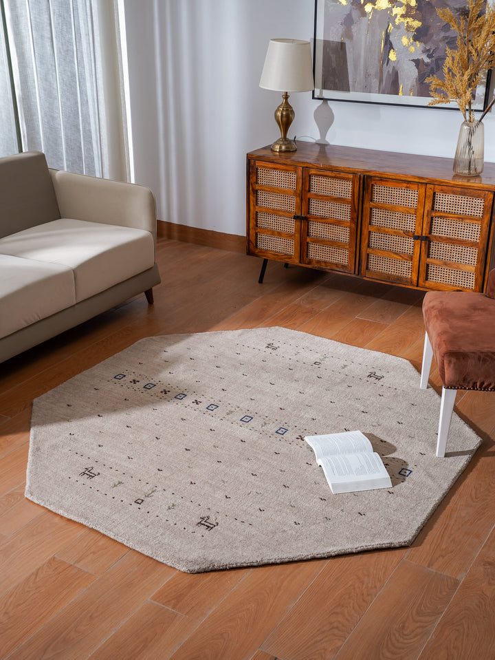 Handmade Wool Rug – Minimalist Patterned Style