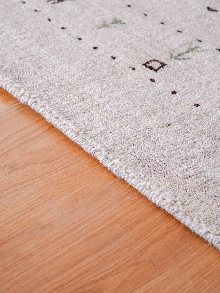 Handmade Wool Rug – Minimalist Patterned Style