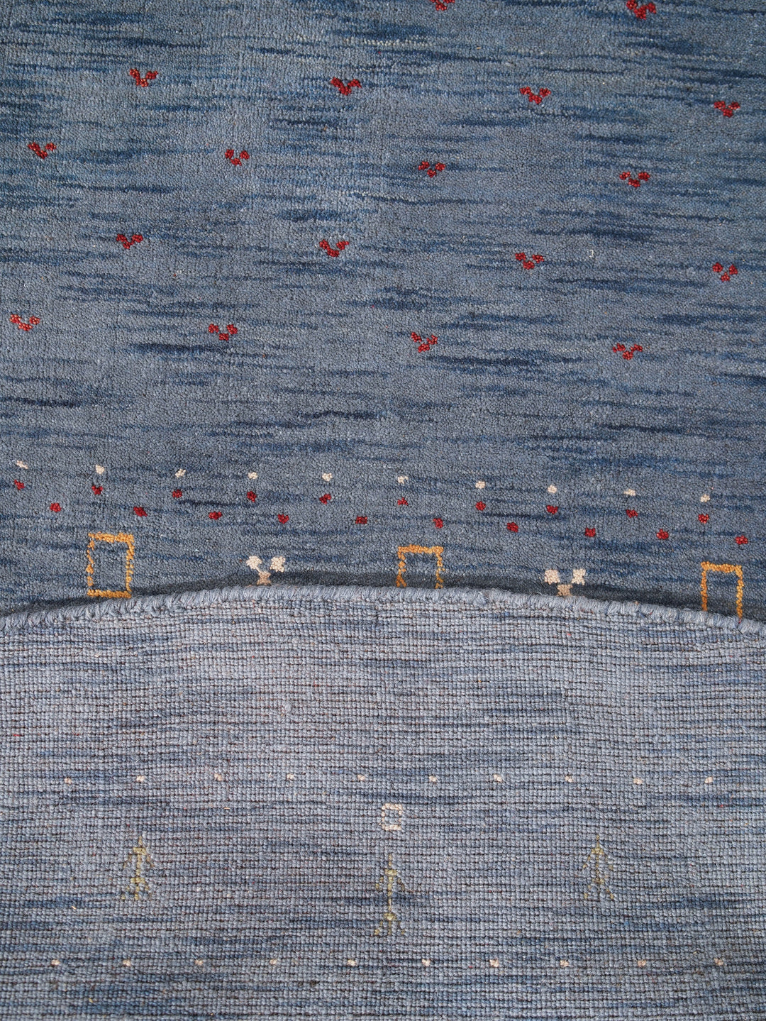 Handmade Wool Rug – Minimalist Patterned Style