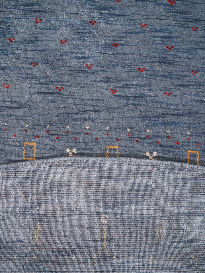 Handmade Wool Rug – Minimalist Patterned Style