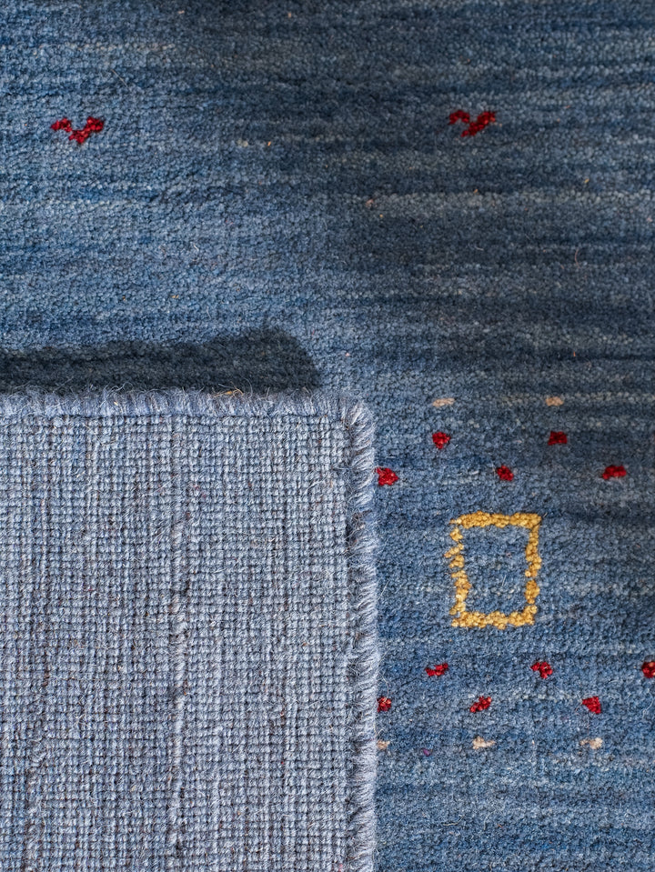Handmade Wool Rug – Minimalist Patterned Style
