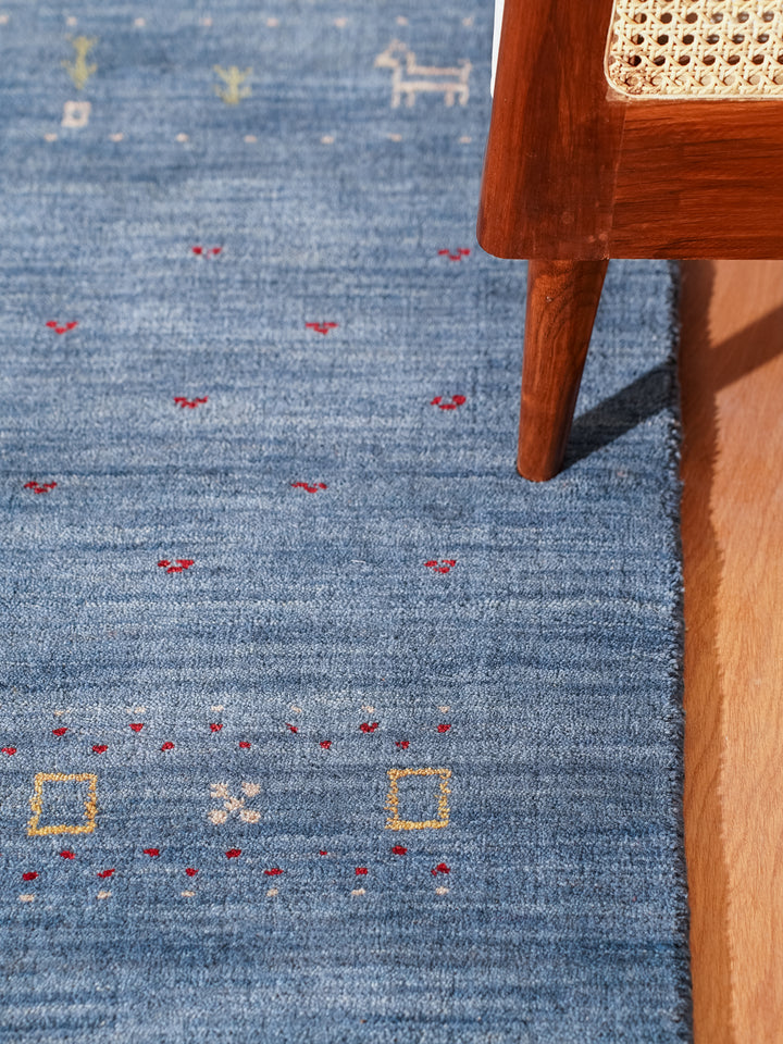 Handmade Wool Rug – Minimalist Patterned Style