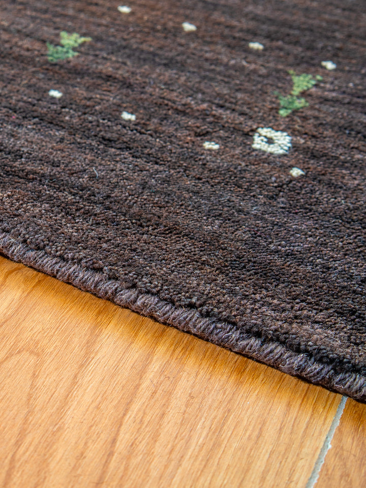 Handmade Wool Rug – Minimalist Patterned Style